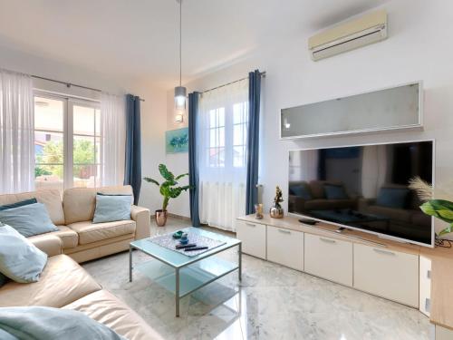 Apartment Hrvatin-2 by Interhome