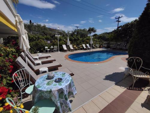 Gallery image of Ioli Garden in Limenas