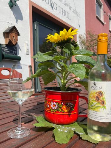 Minuman di Weingut und Gästezimmer Jörg Thul