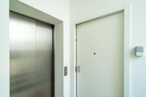 Time Off Studio Apartment (b)