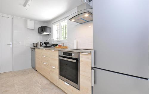 Beautiful Apartment In Saint-jeannet With Wifi And 2 Bedrooms