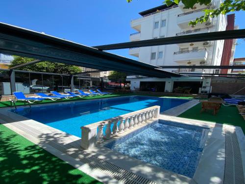 Afbeelding uit fotogalerij van Kadeer Hotel in Alanya