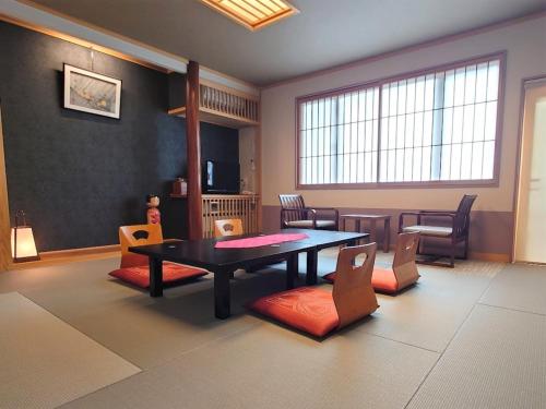 Predel za sedenje v nastanitvi Oyasukyo Onsen Ryokan Tarobee - Vacation STAY 56764v