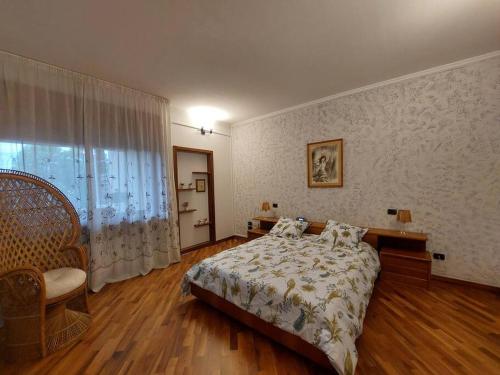 Lungarno 32 with private parking
