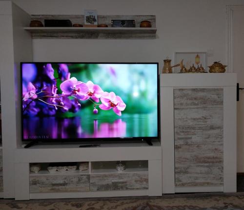 Televisyen dan/atau pusat hiburan di Panorama Travnik