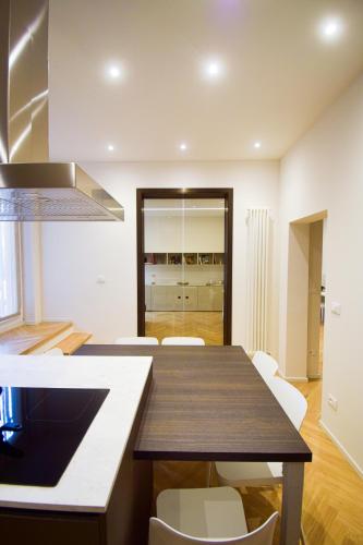 SiBilla Suite Apartment - via Piella 14 photo 13