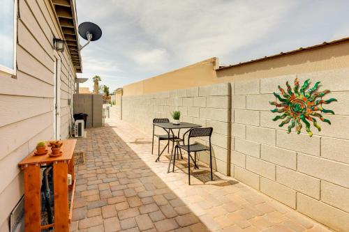 Henderson Studio with Patio Close to Parks and Trails