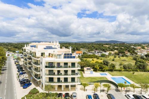 Penthouse Escape with Large Terrace, Pool & Garden