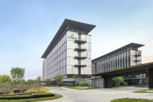 zewnętrzny widok budynku w obiekcie Element Guangzhou Baiyun w Guangzhou