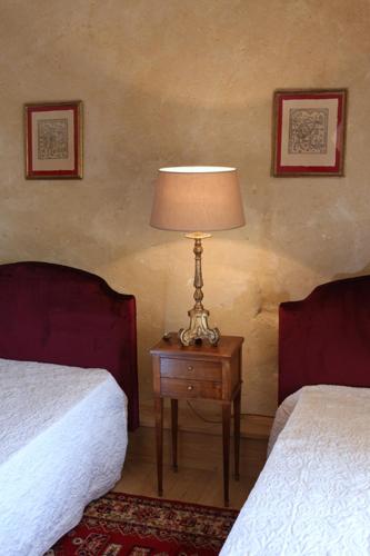 Ένα ή περισσότερα κρεβάτια σε δωμάτιο στο Sarrasins Bed and Breakfast