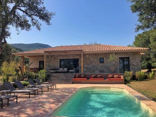 Villa de standing et vue mer Porto Vecchio