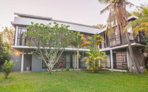 RedBox House - Private Luxury Modern Style 5 Bedrooms Villa