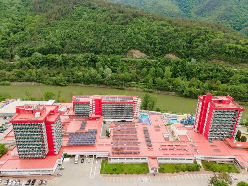Letecký snímek ubytování Complex Balnear Cozia - Corp Caciulata