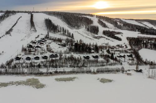 an aerial view of a ski resort in the snow at Himos Huili 1 in Jämsä