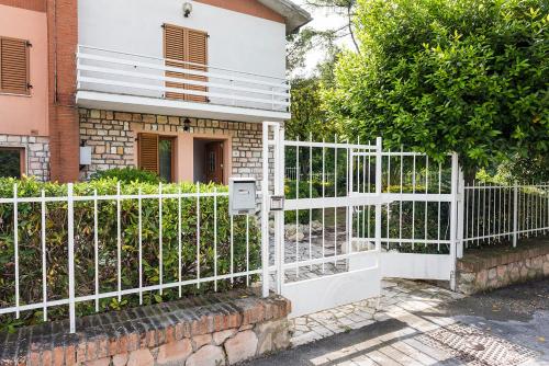 Gallery image of A30 - Poggio, nuovo bilocale con giardino in Poggio