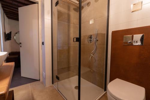 Un baño de Hotel Della Fortezza