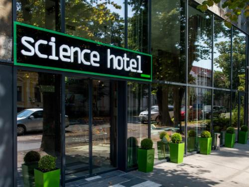 Photo de la galerie de l'établissement Science Hotel, à Szeged
