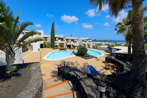 Los Helechos A1, central 2 bed PDC