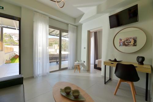 Μια τηλεόραση ή/και κέντρο ψυχαγωγίας στο Swan Paradise Residences