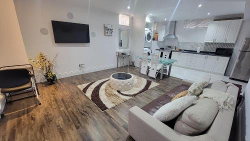 The Vistana Brampton Apartment – Photos 2