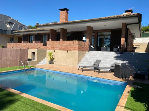 Fotografie z fotogalerie ubytování Villa Fontpi v destinaci Pallejá