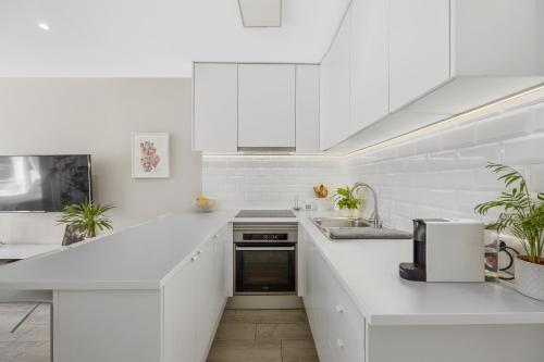 Silver Lux Studio 2 - City Center by HD PROPERTIES