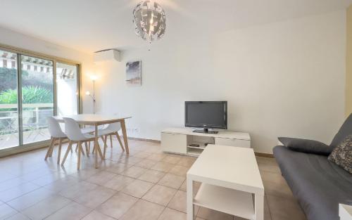 Photo de la galerie de l'établissement L'Anthala by Winsome Destination, à Antibes