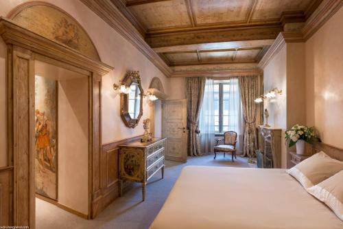 Annecy Historical Center - 165 square meter - 3 bedrooms & 3 bathrooms photo 3