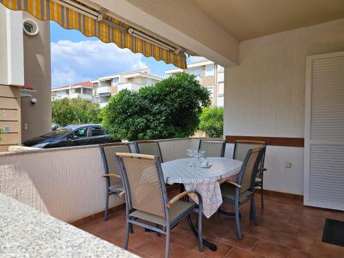 Apartment MIA - Novalja