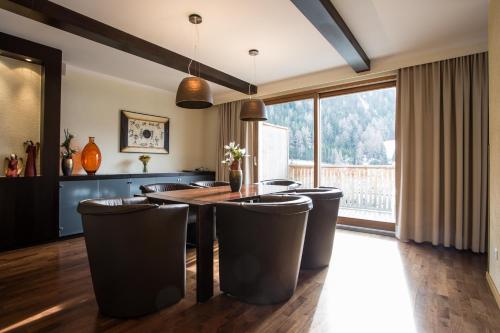Gambar di galeri bagi Wellnesshotel Mein Almhof Superior di Nauders