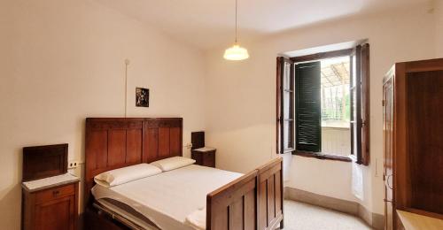 LEGNONE - Traditional apartment in an antique building near Como lake