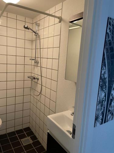 Koupelna v ubytování Two Bedroom Apartment In Aalborg, Danmarksgade 65