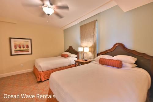 Ένα ή περισσότερα κρεβάτια σε δωμάτιο στο Luxury 2 bedroom Waterfront Condo MI 7th Floor