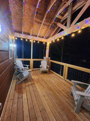Dancing Bear Cabin- Relax & Enjoy! photo 23