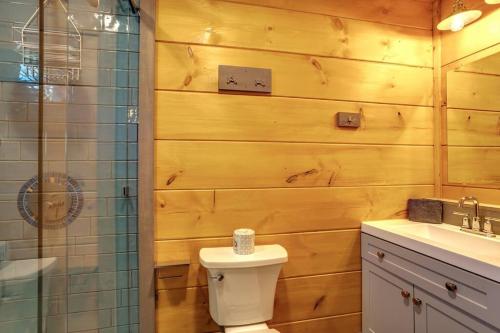 Dancing Bear Cabin- Relax & Enjoy! photo 27