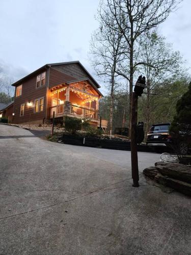 Dancing Bear Cabin- Relax & Enjoy! photo 46