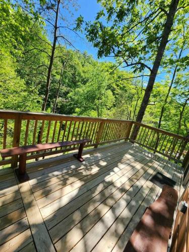Dancing Bear Cabin- Relax & Enjoy! photo 50