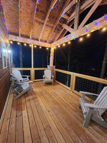 Dancing Bear Cabin- Relax & Enjoy! photo 69