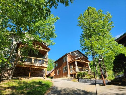 Dancing Bear Cabin- Relax & Enjoy! photo 72