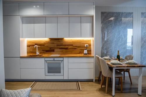 Gallery image of Sense Luxury Apartments in Velipojë