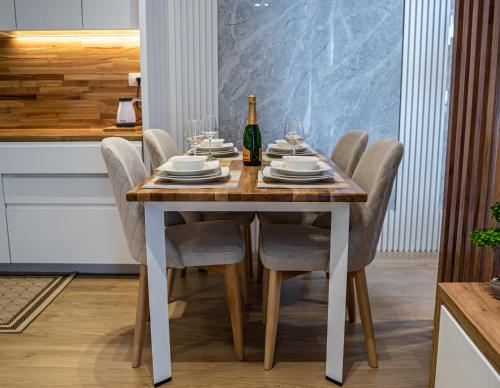 Gallery image of Sense Luxury Apartments in Velipojë