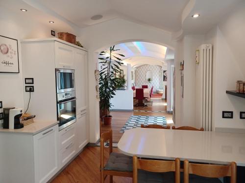 Gallery image of Savoia Terrace with Mountain View in Taceno