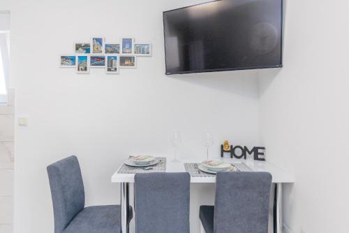 Apartment EMA