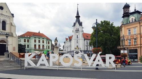Belvárosi,nyugalom 7400 Kaposvár, 11 Szent Imre utca kép - 3