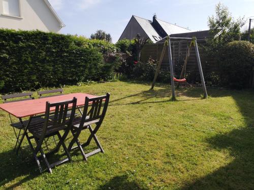 Photo de la galerie de l'établissement Maison de ville, quartier calme., à Pont-lʼAbbé