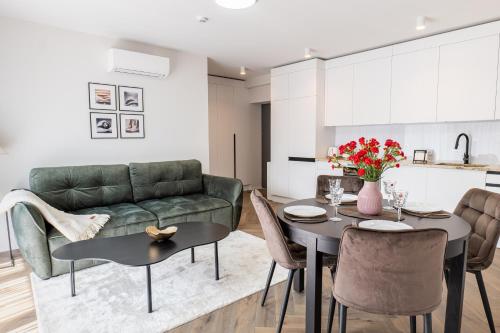 Kuchyň nebo kuchyňský kout v ubytování Pine Paradise Palanga-Hill Garden Residence