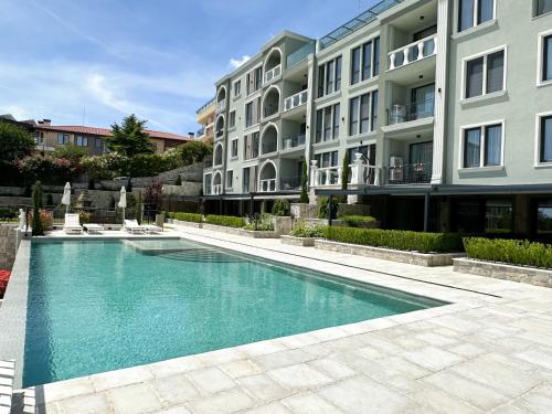 Photo inspiration: Complex Luxurious Apartment Reference: Mediterranea Complex Luxury Apartment With Sea Pool View Varna