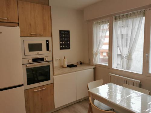 Kuchyň nebo kuchyňský kout v ubytování Playa Home Noja