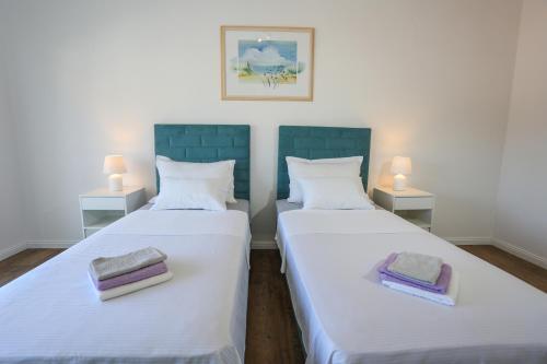 Stella Maris Hvar - Brand New Sea View Rooms with Balcony