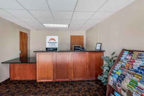Suburban Studios Pueblo North – Photos 3